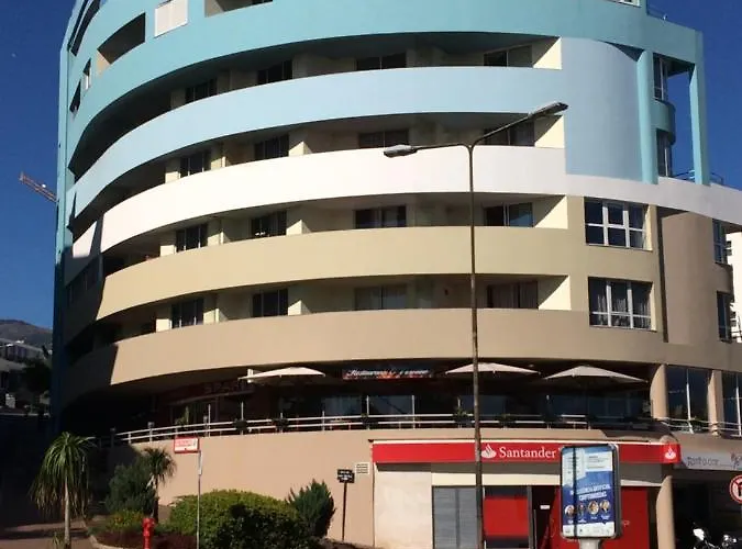 Cosy At Lido With Pool 푼샬