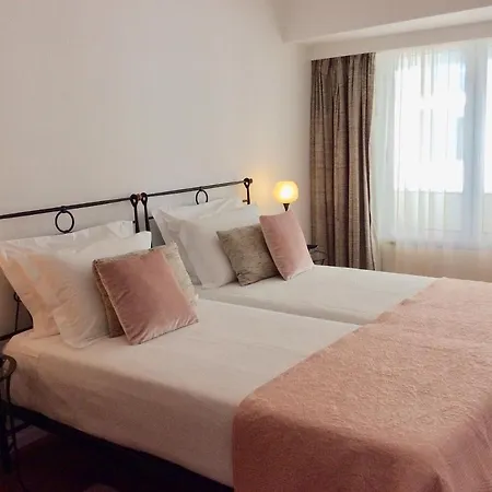 Cosy At Lido With Pool