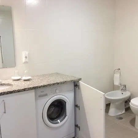 Cosy At Lido With Pool Apartman