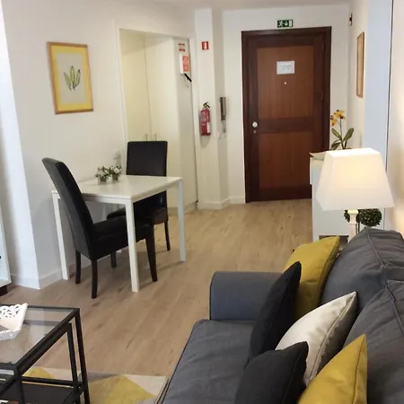 Cosy At Lido With Pool Apartment *
