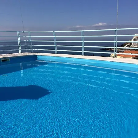 Cosy At Lido With Pool Apartman Funchal