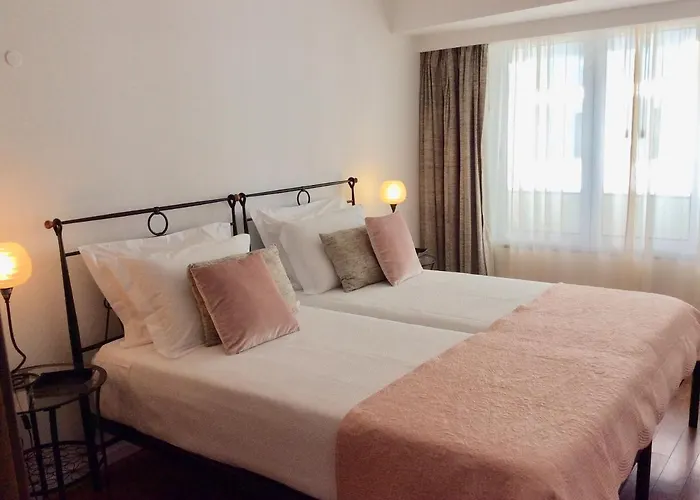 Cosy At Lido With Pool